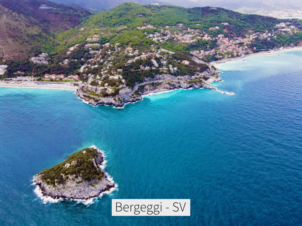 Spiaggia e isola di Bergegi